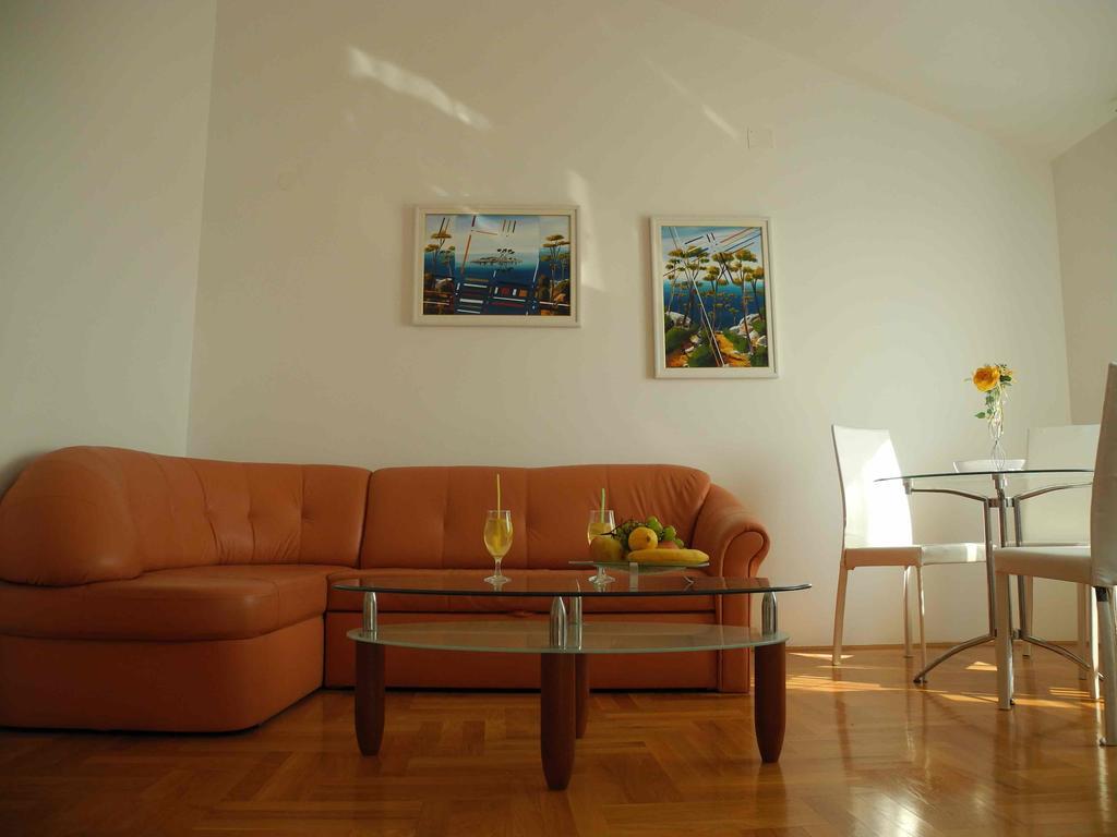 Apartments Antonela Езера Экстерьер фото